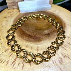 VTG| Napier Shrimp Link Choker💛